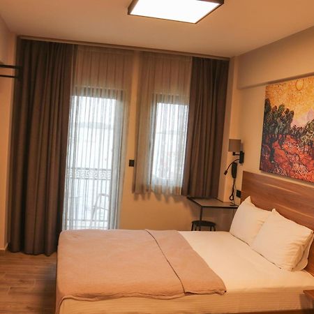 Senyildiz Hotel Smirne Esterno foto