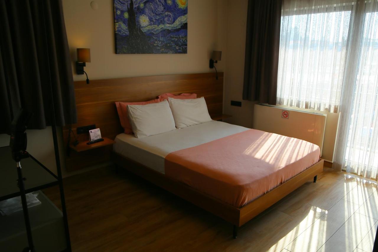 Senyildiz Hotel Smirne Esterno foto