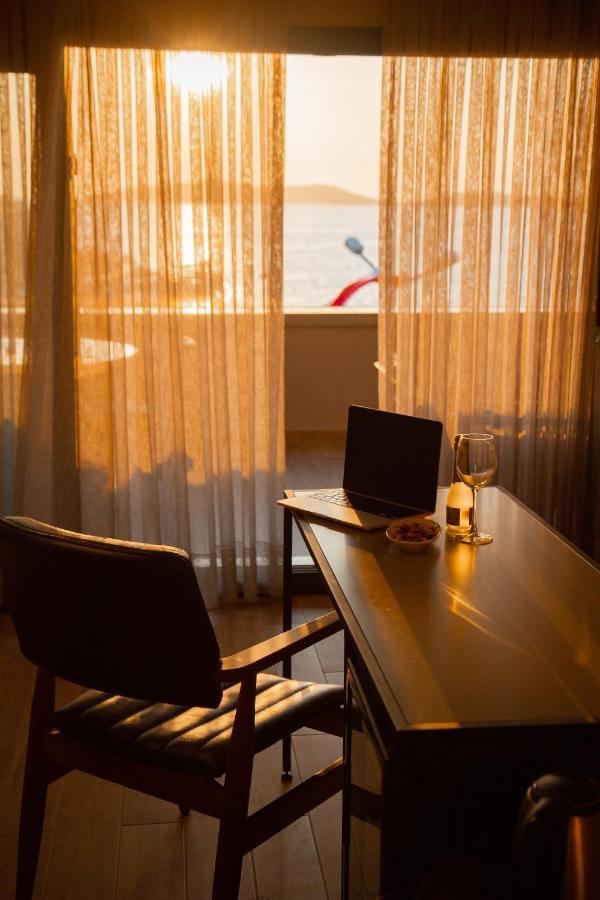 Senyildiz Hotel Smirne Esterno foto