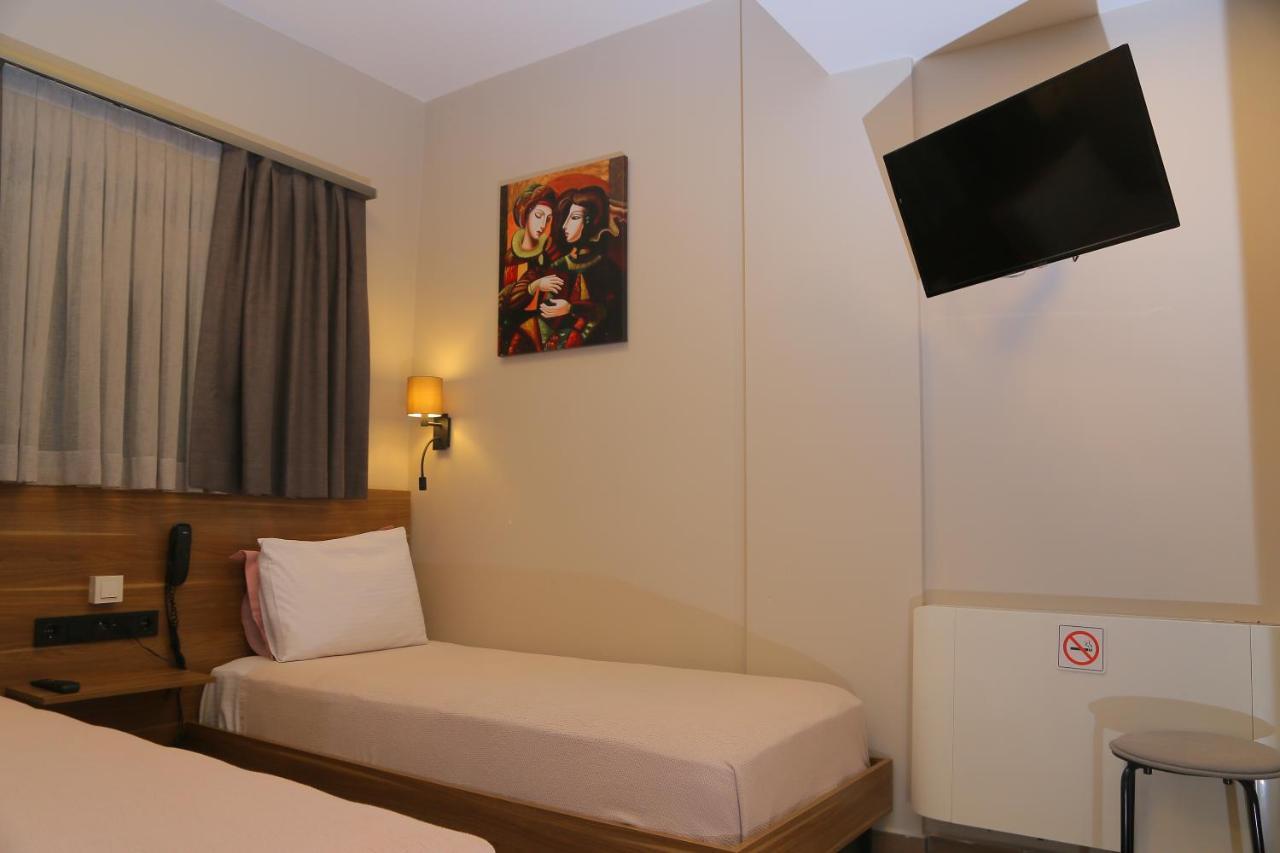 Senyildiz Hotel Smirne Esterno foto