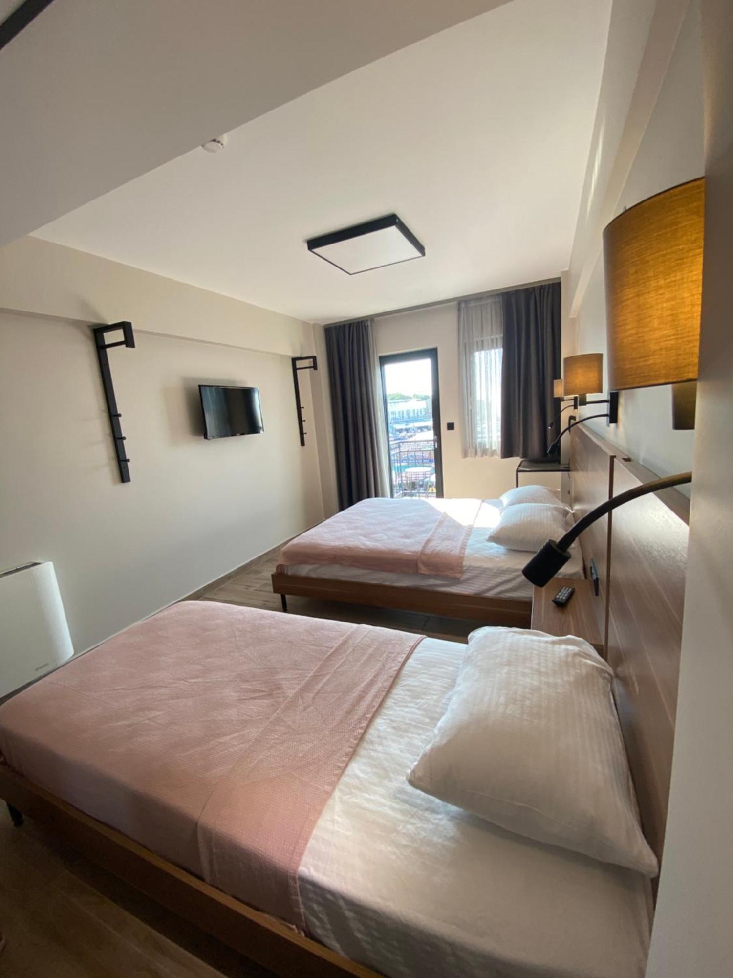 Senyildiz Hotel Smirne Esterno foto